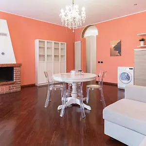 Casa Navarra Appartamento Milano